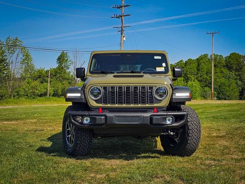 New 2026 Jeep Wrangler Unlimited Rubicon AWD/4WD image 8