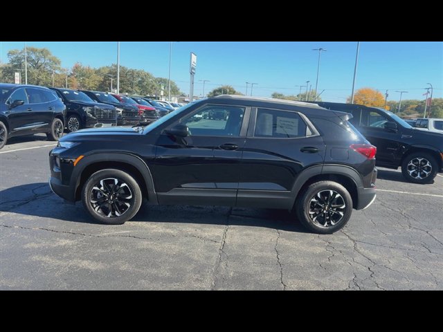 Certified 2021 Chevrolet TrailBlazer LT w/ Convenience Package AWD/4WD image 5