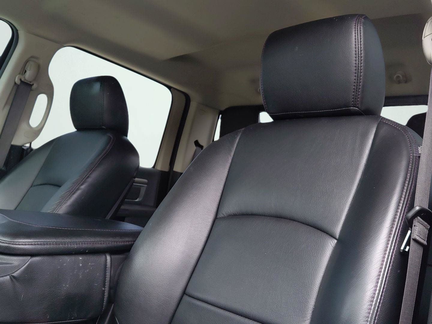 Used 2019 RAM 1500 Big Horn AWD/4WD image 10