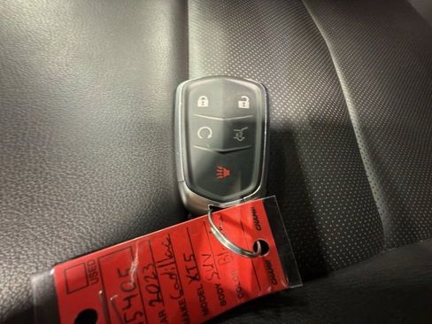 Used 2023 Cadillac XT5 Sportv w/ Technology Package image 28