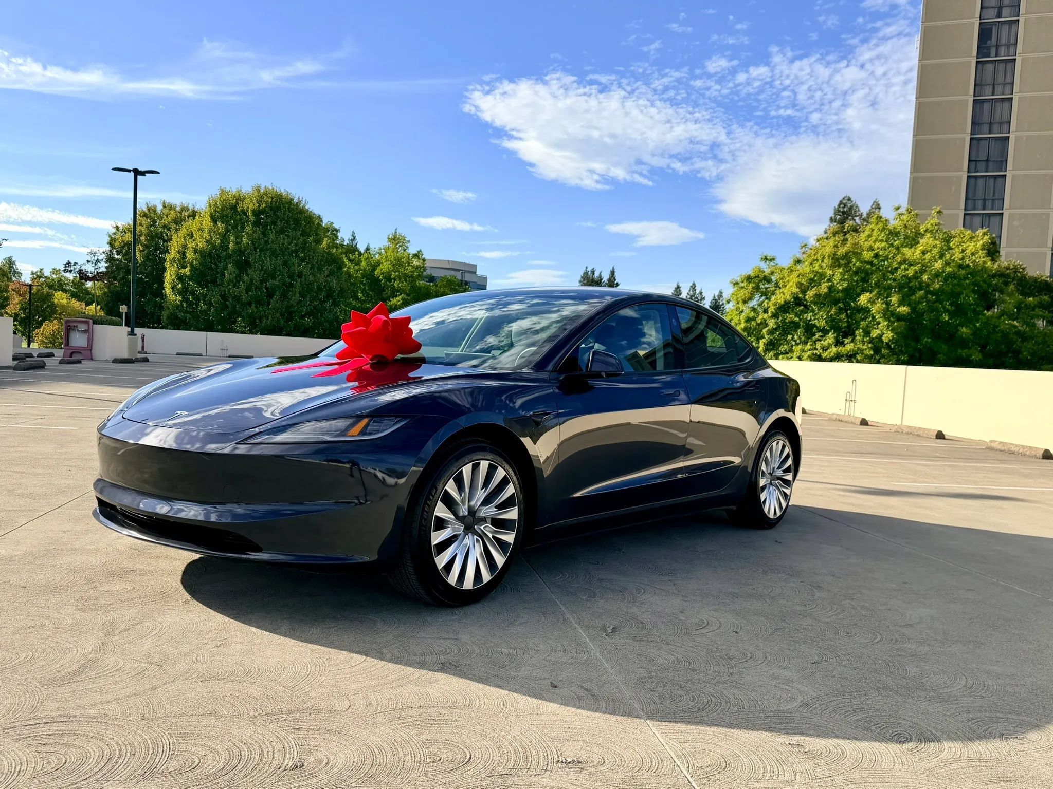 Used 2025 Tesla Model 3 Long Range RWD image 30