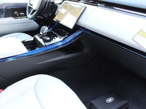 New 2026 Land Rover Range Rover Sport SE image 21