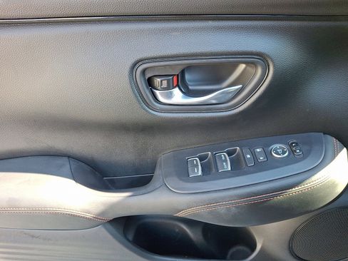 Certified 2025 Honda HR-V Sport image 12