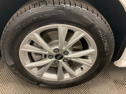 Used 2025 Audi Q3 2.0T Premium image 9