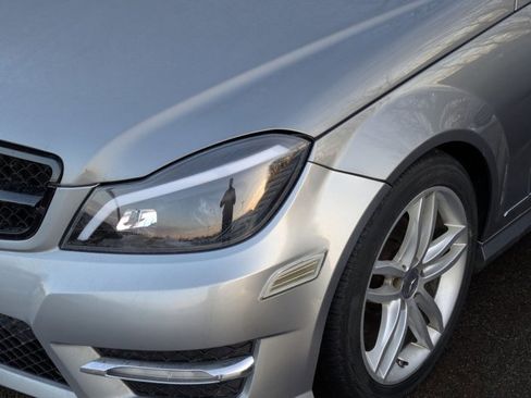 Used 2012 Mercedes-Benz C 300 Sport image 9
