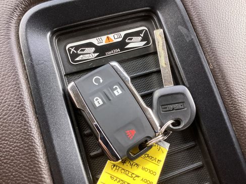 Used 2019 GMC Sierra 2500 Denali w/ Duramax Plus Package image 37