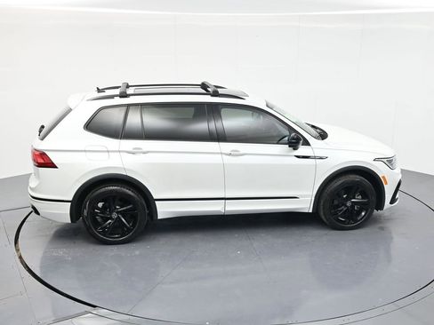 Used 2023 Volkswagen Tiguan SE R-Line FWD image 35