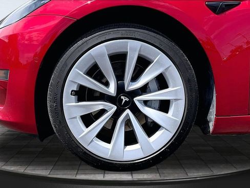 Used 2021 Tesla Model 3 Long Range AWD/4WD image 9