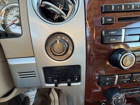 Used 2010 Ford F150 King Ranch image 35