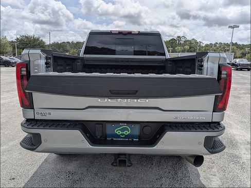 Certified 2024 GMC Sierra 2500 Denali w/ Denali Reserve Package AWD/4WD image 12
