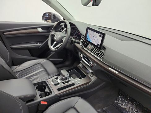 Used 2023 Audi Q5 2.0T Premium Plus w/ Premium Plus Package AWD/4WD image 18
