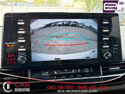 Used 2022 Toyota Sienna LE FWD image 14