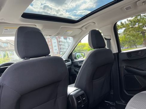 Used 2022 Ford Escape SE w/ SE Sport Appearance Package AWD/4WD image 39