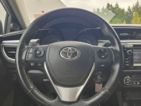 Used 2016 Toyota Corolla S FWD image 25