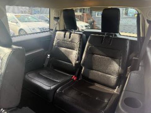Used 2019 Ford Flex Limited image 9
