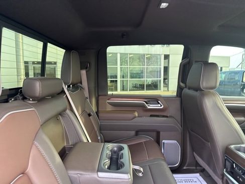 Used 2026 GMC Sierra 2500 Denali image 15