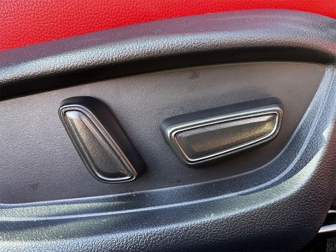 Used 2025 Toyota Camry XSE image 26