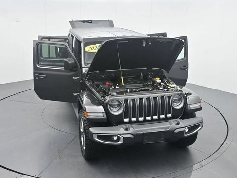 Used 2020 Jeep Wrangler Unlimited Sahara w/ Dual Top Group AWD/4WD image 46