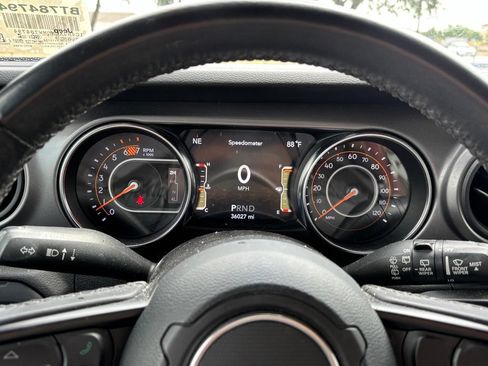 Used 2021 Jeep Wrangler Unlimited Sport w/ Sun And Sound Package AWD/4WD image 15