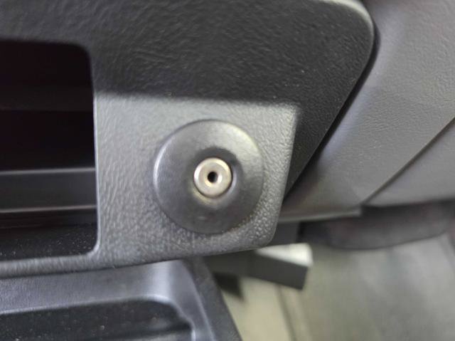 Used 2011 Ford Ranger XLT w/ Bright Trim Group RWD image 18