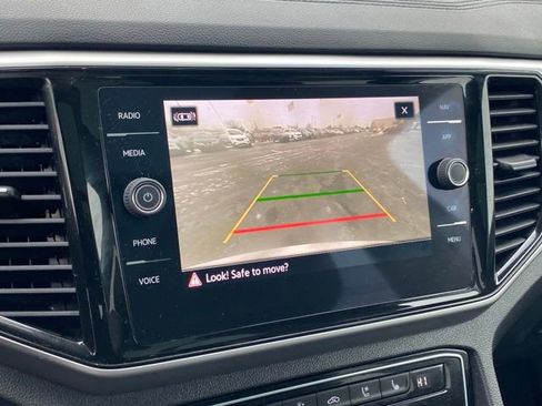 Used 2023 Volkswagen Atlas Cross Sport SEL Premium R-Line image 10