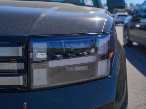 Used 2025 Hyundai Santa Fe SEL image 11