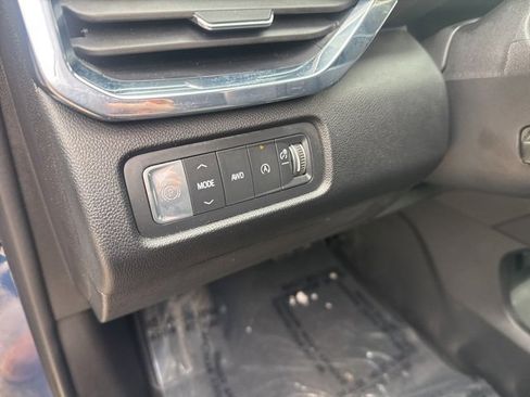 Used 2024 GMC Acadia Denali image 15