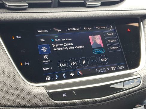 Certified 2025 Cadillac XT5 Luxury w/ LPO, Floor Liner Package AWD/4WD image 14