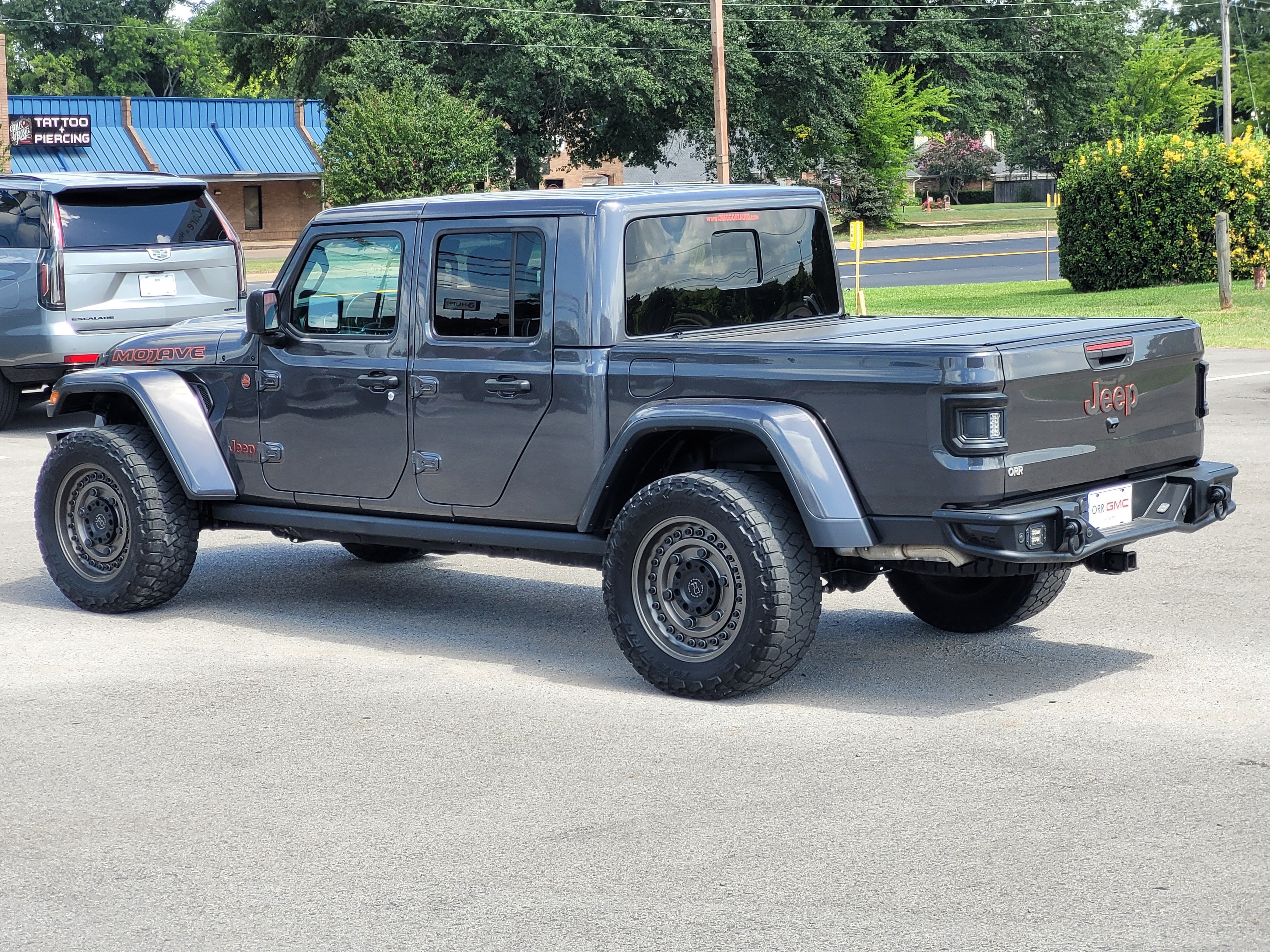 Used 2023 Jeep Gladiator Mojave w/ Cold Weather Group AWD/4WD image 6