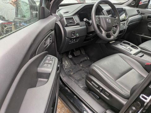 Used 2023 Honda Passport EX-L image 7