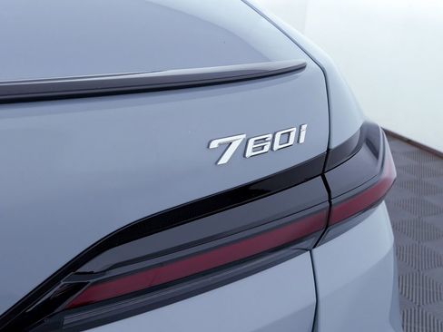 New 2026 BMW 760i xDrive image 7