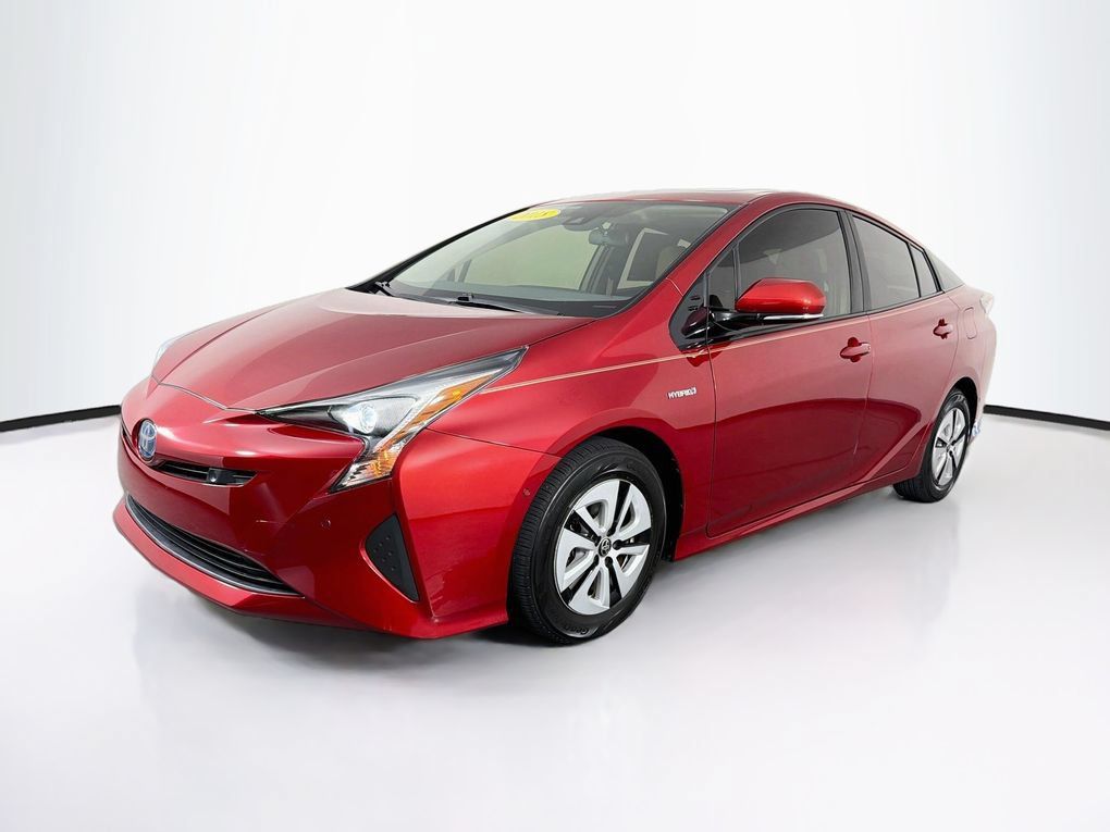 Used 2018 Toyota Prius Three w/ Advanced Technology Package FWD image 3