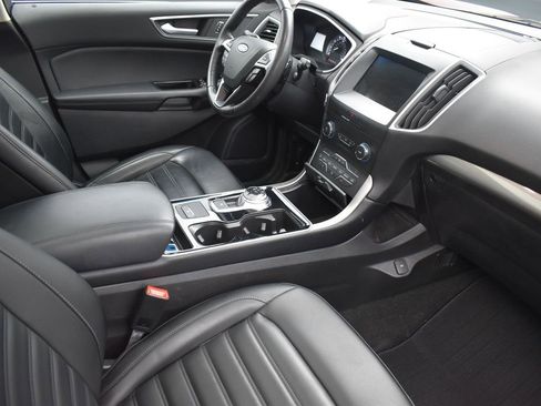 Used 2019 Ford Edge SEL w/ Equipment Group 201A image 33