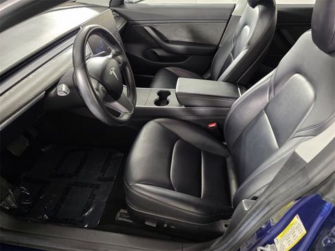 Used 2018 Tesla Model 3 Long Range image 10