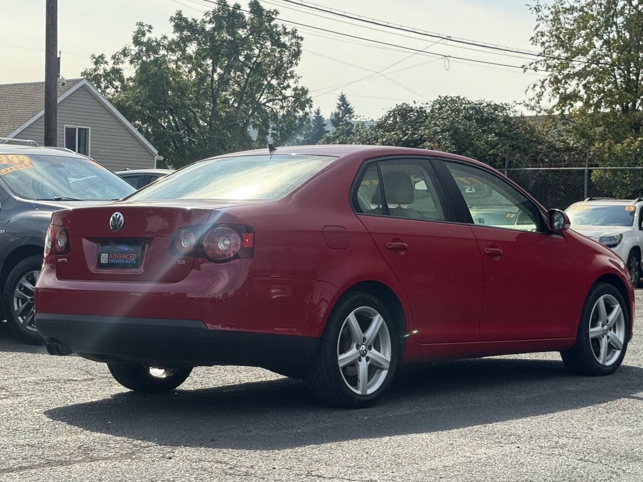 Used 2010 Volkswagen Jetta Limited Edition FWD image 8