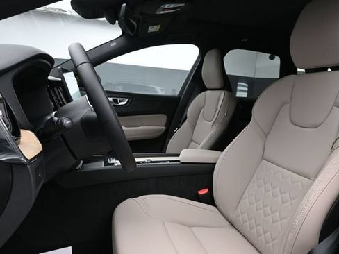 New 2026 Volvo XC60 B5 Plus w/ Protection Package Premier AWD/4WD image 10
