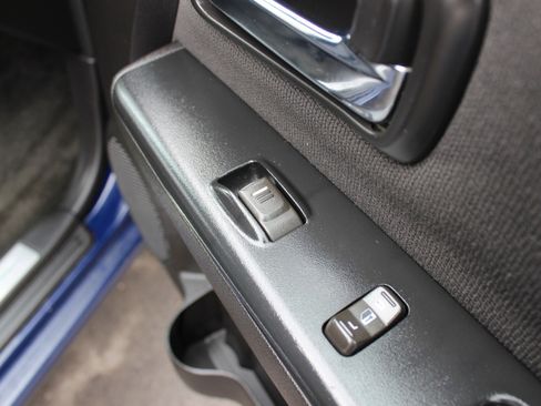 Used 2012 GMC Canyon SLE image 32