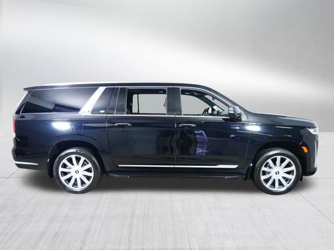 Used 2023 Cadillac Escalade ESV Premium Luxury Platinum w/ LPO, Floor Liner Package AWD/4WD image 8