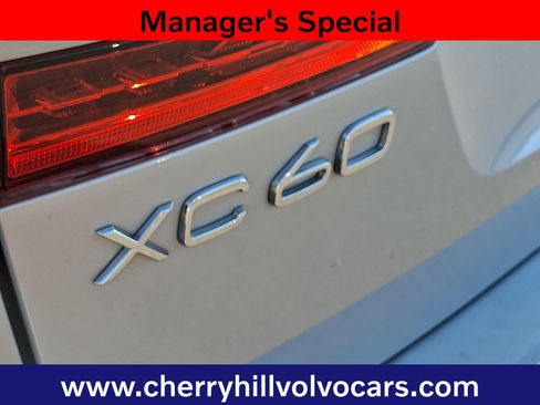 Certified 2023 Volvo XC60 B5 Plus w/ Climate Package image 29