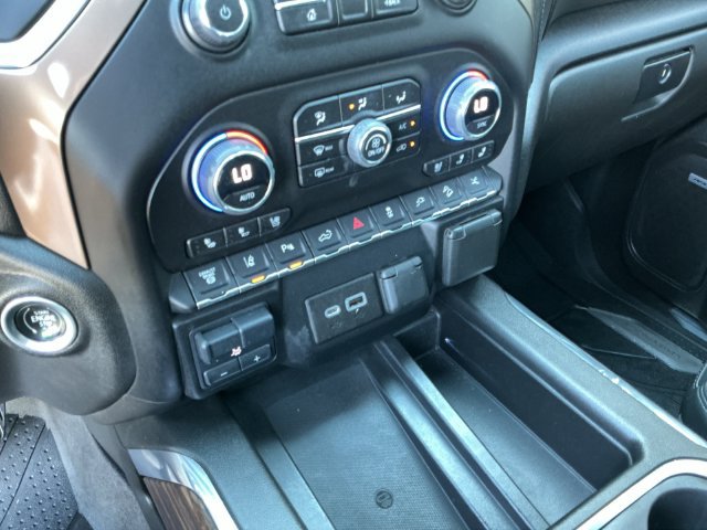 Used 2023 Chevrolet Silverado 3500 High Country w/ Z71 Off-Road Package AWD/4WD image 17