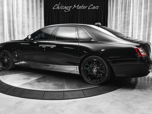 Used 2022 Rolls-Royce Ghost Black Badge image 3