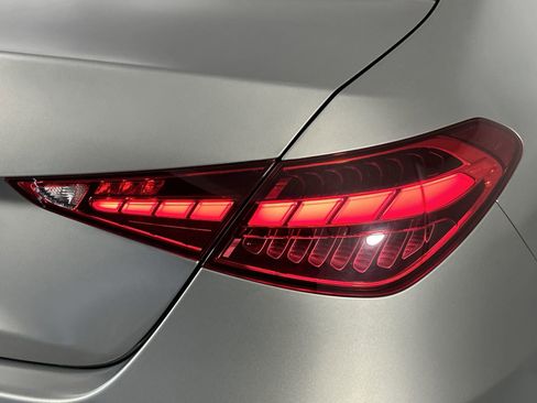 Used 2022 Mercedes-Benz C 300 Sedan image 26