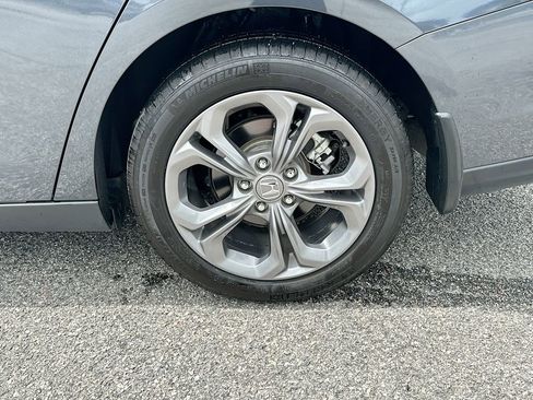 Used 2024 Honda Accord EX image 24
