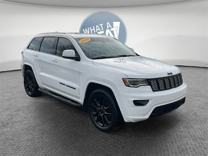 Used 2020 Jeep Grand Cherokee Altitude