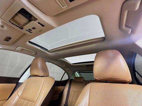 Used 2018 Lexus ES 350 w/ Luxury Package w/Wood Trim FWD image 27