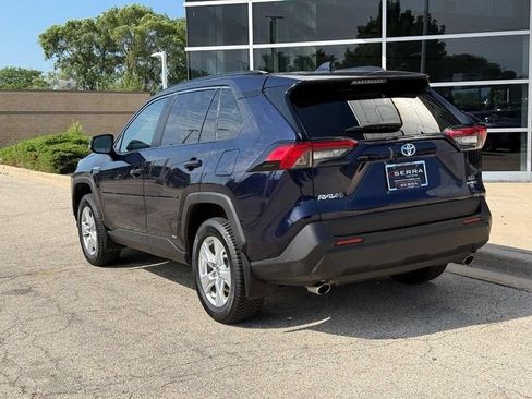 Used 2019 Toyota RAV4 XLE w/ Convenience Package AWD/4WD image 5
