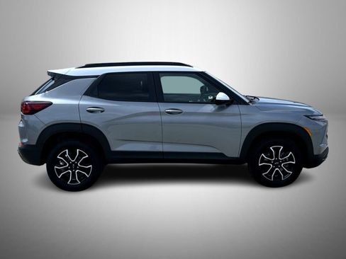 New 2026 Chevrolet TrailBlazer ACTIV w/ Driver Confidence Package AWD/4WD image 4