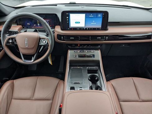 New 2026 Lincoln Aviator Reserve w/ Jet Appearance Package image 16