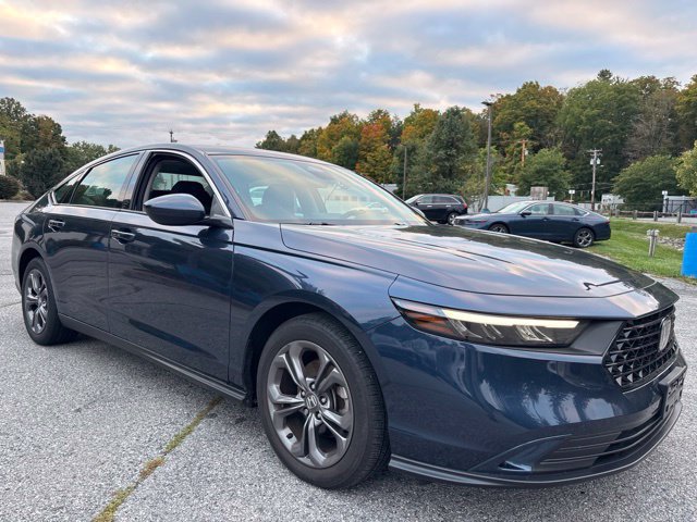 Used 2023 Honda Accord EX image 12