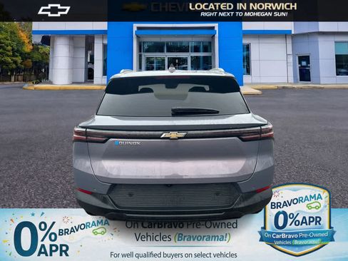 New 2026 Chevrolet Equinox EV LT image 7
